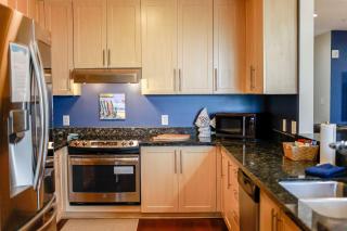 Sojourn's Sanctuary Condo Vitamin Sea Sleeps 6 - 2