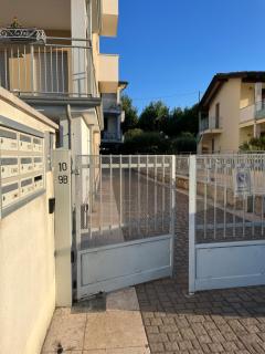 Casa Caterina Lake View Holidays Apartments - 7