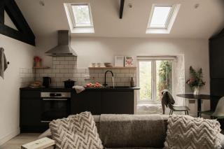 The Bothy - A secluded and romantic rural retreat - Llanddyfnan - 7