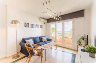Bonito Apartamento en Primera Línea de Playa - Estepona - 2