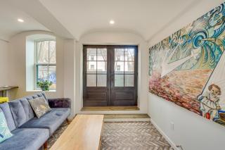 Walk to Waterfront Chic Hudson Valley Garden Apt - 9