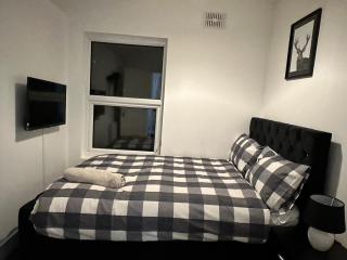 London Dream House - 3 Bedrooms - London - 4