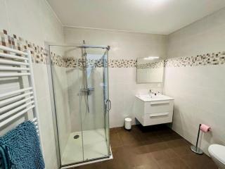 Superbe T3 front de mer au centre de Propriano - 3