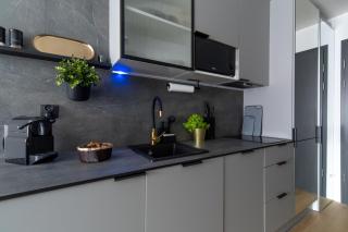 Cityview Room Apartment Plac Wolności 6 in the Center of Poznań Old Town - 3