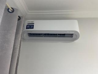 Ap novo e climatizado no centro com ótima localização na avenida principal - Piratuba - 7