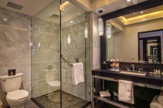 K Tower Boutique Hotel By Lucerna - 1