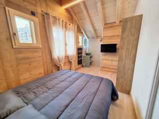 Chalet luxueux 12 pers, près des pistes, TV dans chambres, parking privé - FR-1-416-224 - La Toussuire - 2