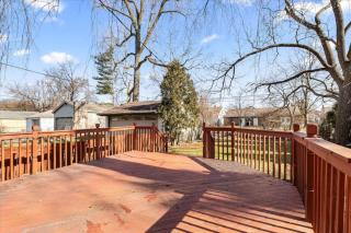4 Bedroom 2 Bath Middle of it all Sleeps 8 - 2