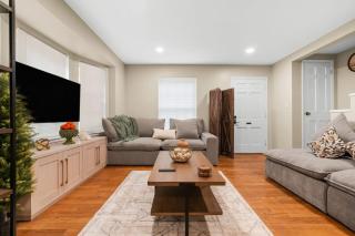 Newly Renovated in Historic Neighborhood Near DTW - 7