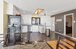 Waters Edge Retreat- Private Lake Michigan Frontage - Montague - 6
