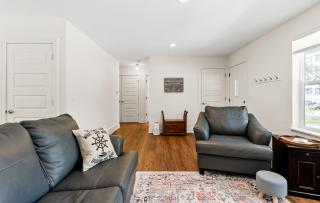 Silverside House - Pet Friendly - Centrally Located - Muskegon - 2