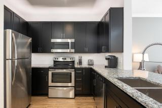 Landing at Bridge at Southpark Landing - 1 Bedroom in South Austin - Austin - 4