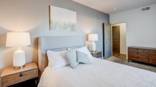 Landing at VIA Apartments - 1 Bedroom in Downtown South Salt Lake - Salt Lake City - 3