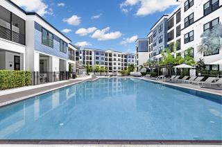 Landing at The Pointe on Westshore - 3 Bedrooms in Port Tampa City - Tampa - 7