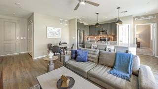 Landing at Brix Warehouse District - 2 Bedrooms in Central City South - Phoenix - 9