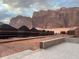 Desert Rock Wadi Rum - Wadi Rum - 1