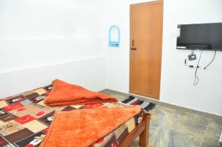 Sree Murugan Homestay Valparai - Vālpārai - 4