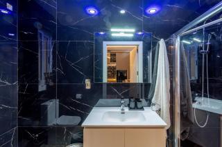 Ruby suite luxury studio apartment jacuzzi - 2