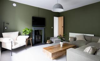 A Beautiful 3 Bedroom 17th Century Stone cottage - Llanddyfnan - 1