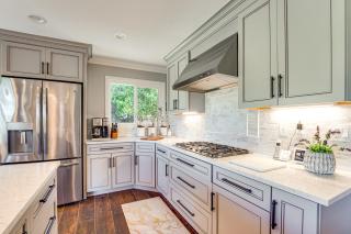 Golfer's Oasis: Luxe Pebble Beach Home on 5th Hole - 3