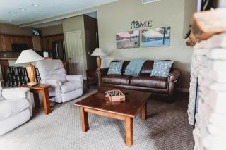 Picturesque Condo perfect for Golf, Families, Pools and Lake vacation - Bellaire - 4