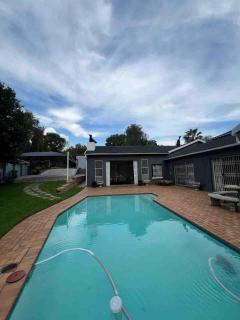 Spacious Living, Suitable for all Groups - 3