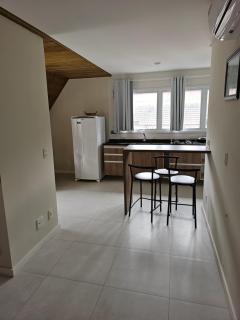 Apartamento 1 suíte a 500m da rua coberta para 4 pessoas - Gramado - 6