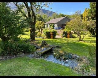 Riverside Cottage Borrowdale - Nr Grange - just 4 miles from Keswick - 6