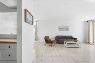 Bay Harbor Sunset Apt 5C - 1
