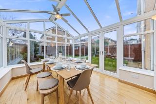 Base10Stays, 1A Leicester, 4-Bedroom, Sleeps 9, M1&M69, Free Parking and Garden, Contractors and Long Stays - 7