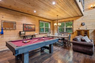 Enjoy Peace and Serenity 2BR Cabin with Hot Tub, Games & Mountain Views in Cobbly Knob Family & Pet Friendly - 3