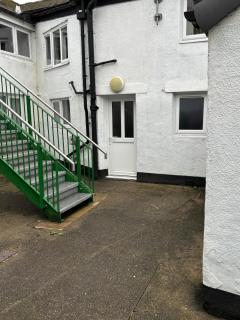 Ground Floor Studio - 7