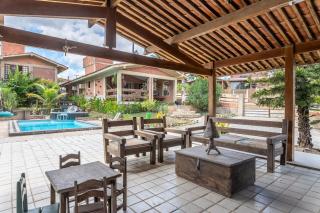 Bela Casa 3 Suítes Gravatá-Piscina no Cond-104D - Gravatá - 1