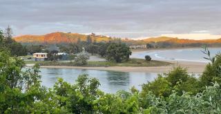 Tranquil Taipa - Cable Bay - 1