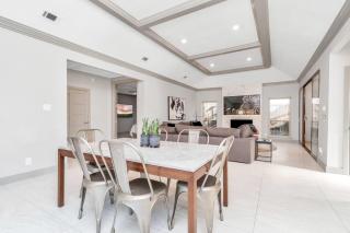Designer Home 30 Night only ,BP Petroleum 3 Mins - Houston - 0
