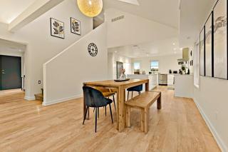 Central and Luxury 2BR Suite with Den & BBQ, Sleeps 6! - St. Catharines - 2