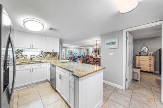 Holiday Surf and Racquet Unit 218 - Destin - 5