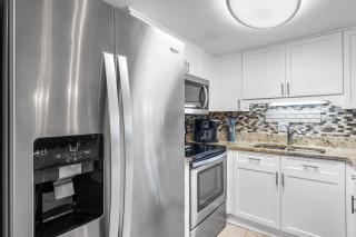 Holiday Surf and Racquet Unit 218 - Destin - 4