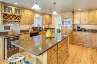 Bend Golf and Country Club Vacation Home - Bend - 2