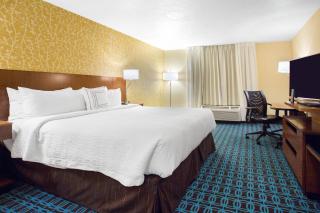 Fairfield Inn & Suites by Marriott Santa Fe - 1