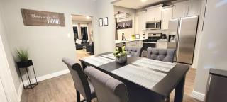 Cozy Downtown House - 5