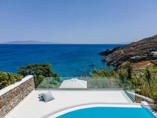 Zegna Pool Villa, Three Bedrooms - 1
