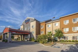 Fairfield Inn and Suites by Marriott San Antonio Boerne - 9