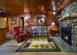 Bear Foot Pines - Wawona - 6