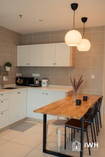 Ipoh Sunway Onsen Suites and Tambun Guesthouse , 3-14pax 2parking by IWH - Ipoh - 3