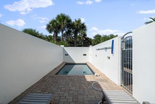 Pelican Paradise Unit B - Seacrest - 7