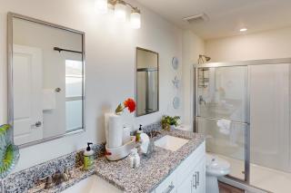 Cozy in Cape Coral - 1