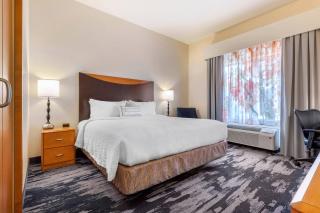 Fairfield Inn & Suites by Marriott Rockford - Rockford - 1