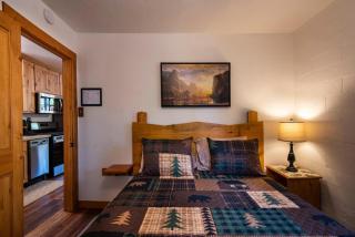 Whispering Pines - Wawona - 5