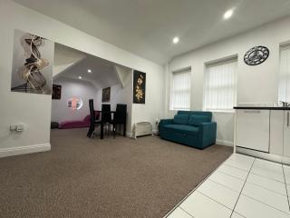 Stunning Birmingham City Center Apartment - Sleeps 4 - Free Parking, Netflix, Prime, Disney - Birmingham - 9